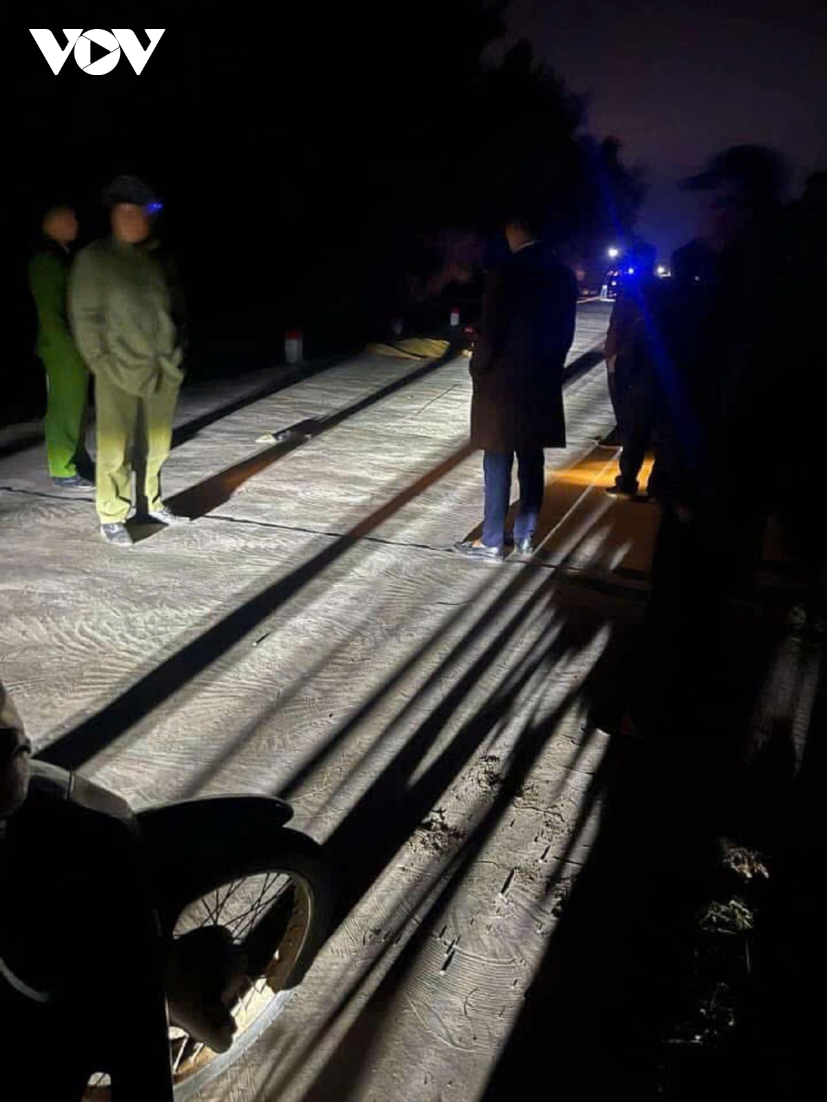 Mâu thuẫn với bạn rồi ra tay sát hại 2 người