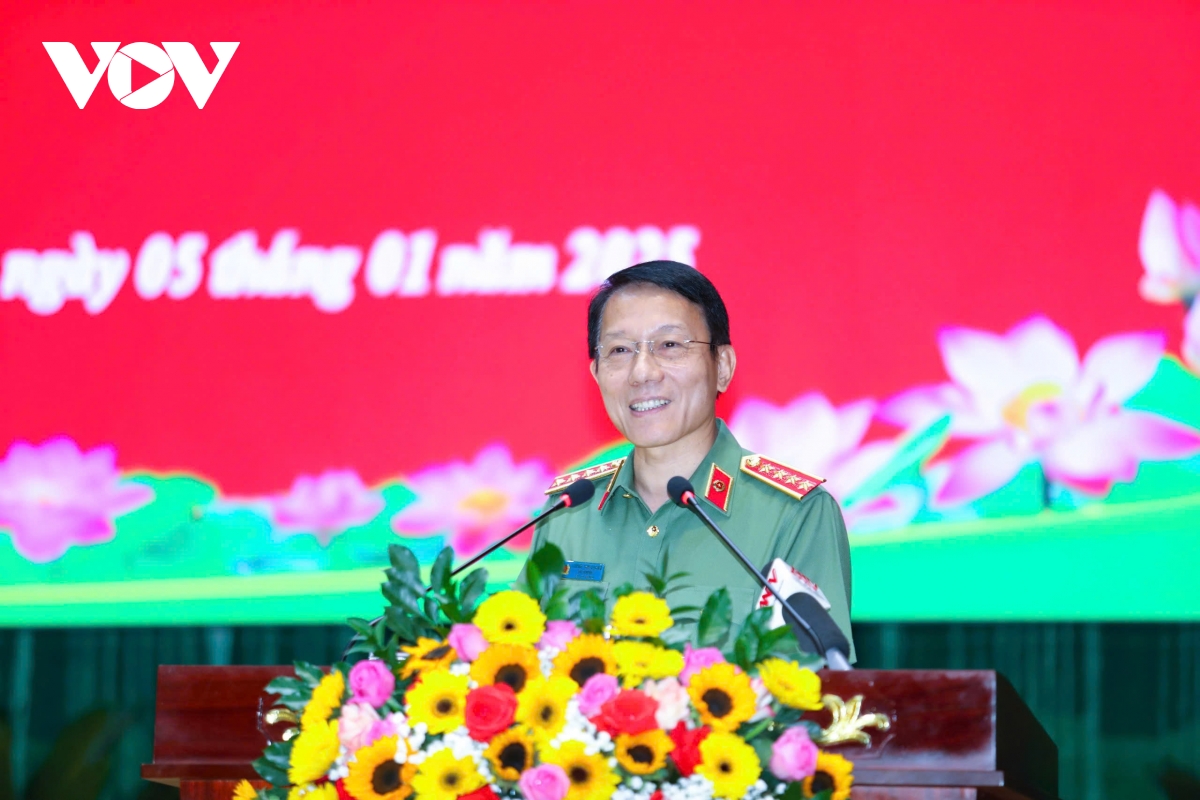 công an tp.hcm tổ chức hội nghị tổng kết công tác năm 2024 hình ảnh 1 cong an tp.hcm to chuc hoi nghi tong ket cong tac nam 2024 hinh anh 1
