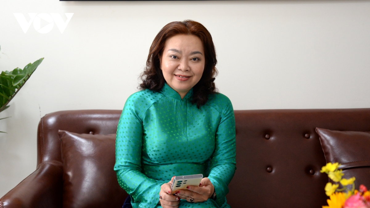 công tác đảng không thể đứng ngoài dòng chảy chuyển đổi số hình ảnh 2 cong tac dang khong the dung ngoai dong chay chuyen doi so hinh anh 2