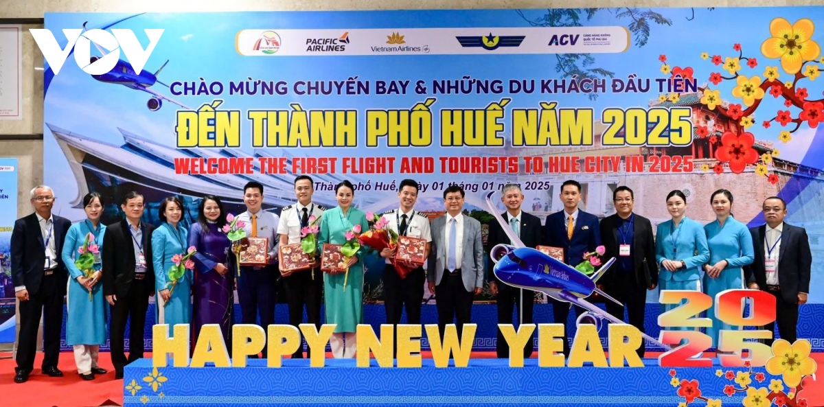 nhiều địa phương đón đoàn du khách quốc tế đầu tiên của năm 2025 hình ảnh 4 nhieu dia phuong don doan du khach quoc te dau tien cua nam 2025 hinh anh 4