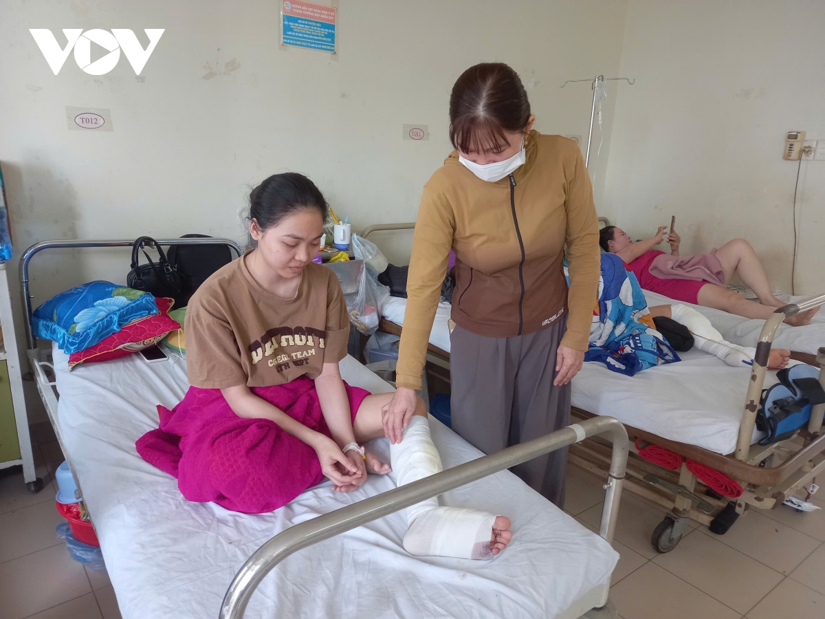 nhiều nạn nhân vụ tai nạn giao thông tại khánh hòa sức khỏe đã ổn định hình ảnh 2 nhieu nan nhan vu tai nan giao thong tai khanh hoa suc khoe da on dinh hinh anh 2