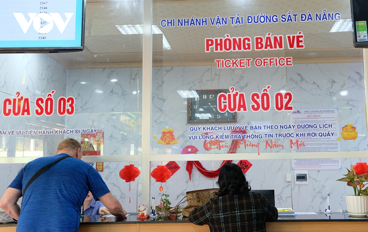 lượng hành khách tăng dịp tết, tàu xe ở Đà nẵng đáp ứng đủ hình ảnh 6 luong hanh khach tang dip tet, tau xe o Da nang dap ung du hinh anh 6