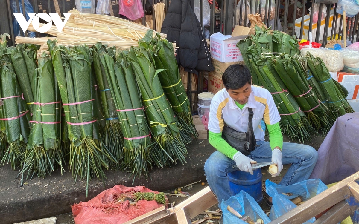 khong khi cho tet viet tran ngap thu do vientiane cua lao hinh anh 2