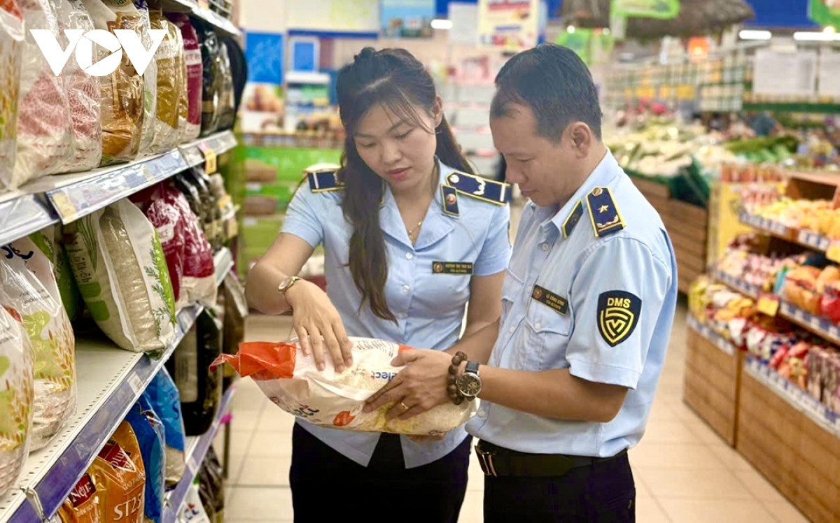 quảng ngãi tăng cường kiểm soát hàng hóa dịp tết Ất tỵ hình ảnh 3 quang ngai tang cuong kiem soat hang hoa dip tet At ty hinh anh 3