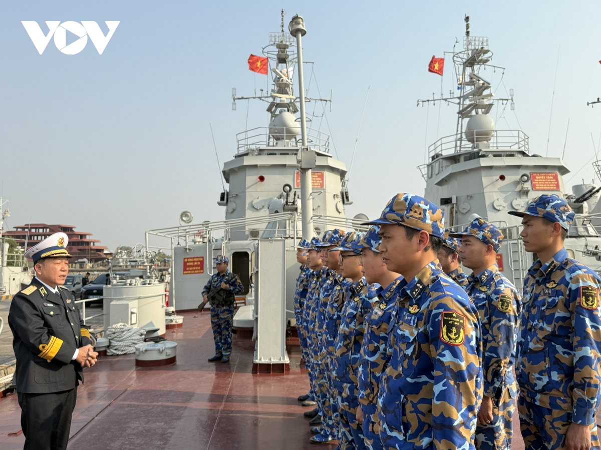 nhung nguoi linh vung 1 hai quan canh bien cho dat lien don xuan binh an hinh anh 3 nhung nguoi linh vung 1 hai quan canh bien cho dat lien don xuan binh an hinh anh 3