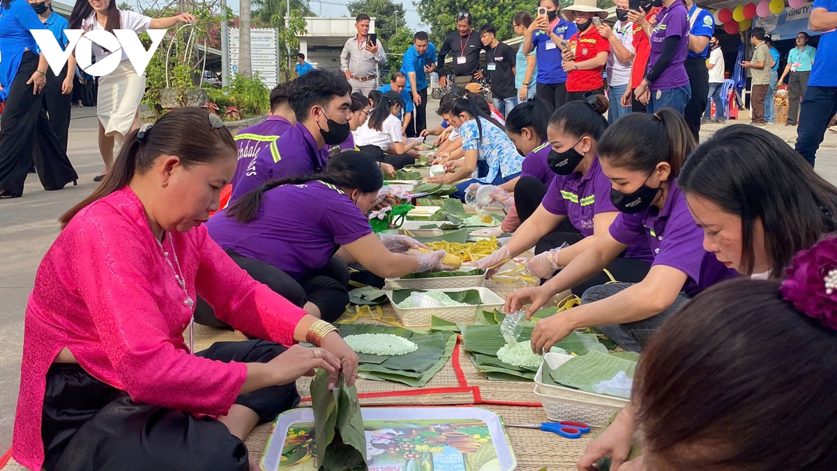 tet am ap nghia tinh cho cong nhan xa que o binh duong hinh anh 5