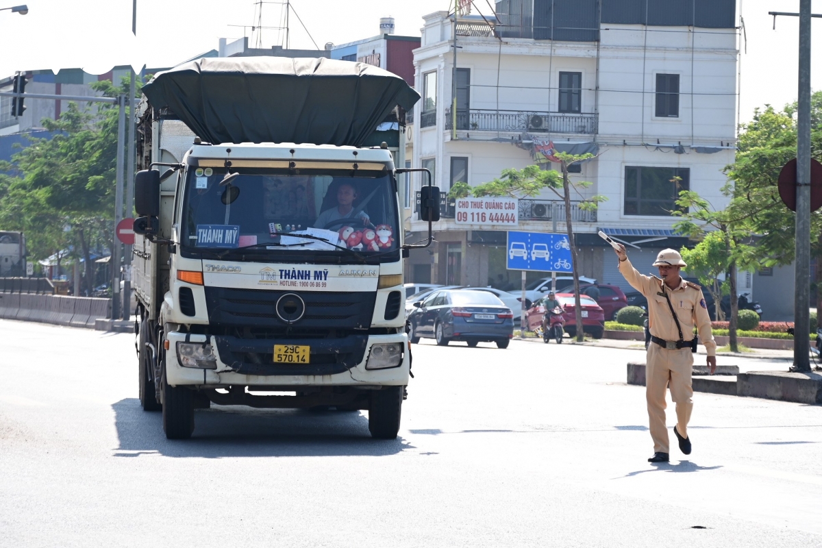 Lo ngại nhiều người sẵn sàng bỏ phương tiện cũ khi tăng mức phạt vi phạm ATGT