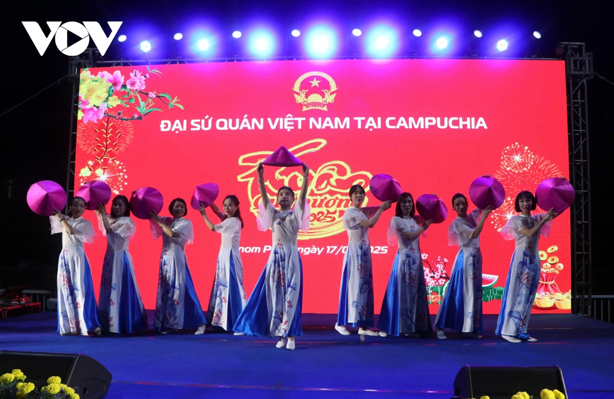 cộng đồng bà con người việt tại campuchia chung vui đón tết Ất tỵ 2025 hình ảnh 6 cong dong ba con nguoi viet tai campuchia chung vui don tet At ty 2025 hinh anh 6