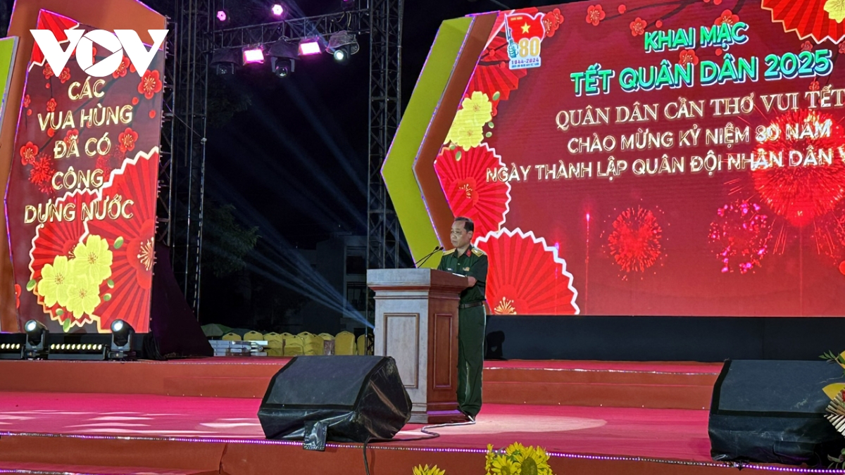 tết quân-dân hướng về các gia đình chính sách, gia đình khó khăn ở cần thơ hình ảnh 2 tet quan-dan huong ve cac gia dinh chinh sach, gia dinh kho khan o can tho hinh anh 2