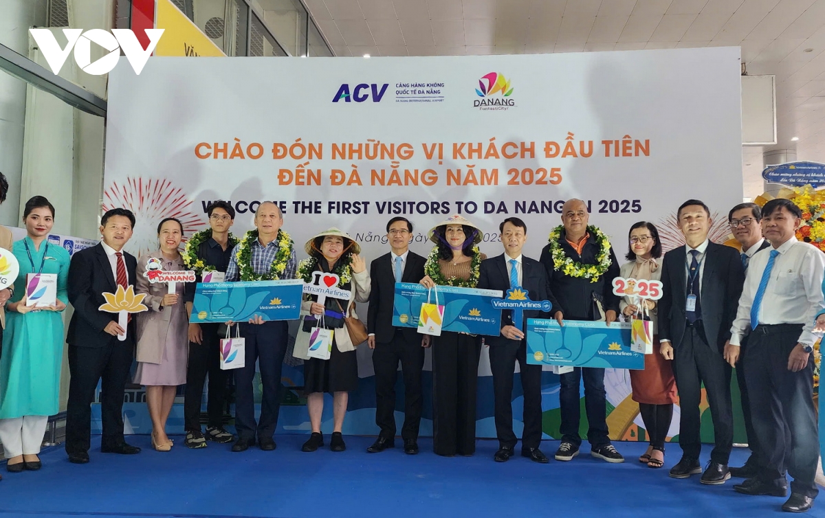 125 chuyến bay đến Đà nẵng trong ngày đầu năm mới 2025 hình ảnh 1 125 chuyen bay den Da nang trong ngay dau nam moi 2025 hinh anh 1