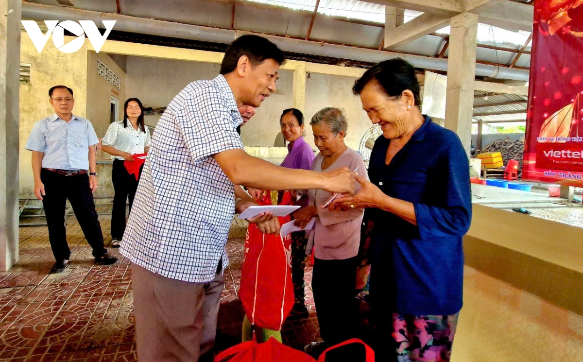 Đồng bào khmer sóc trăng chung vui đón tết hình ảnh 2 Dong bao khmer soc trang chung vui don tet hinh anh 2