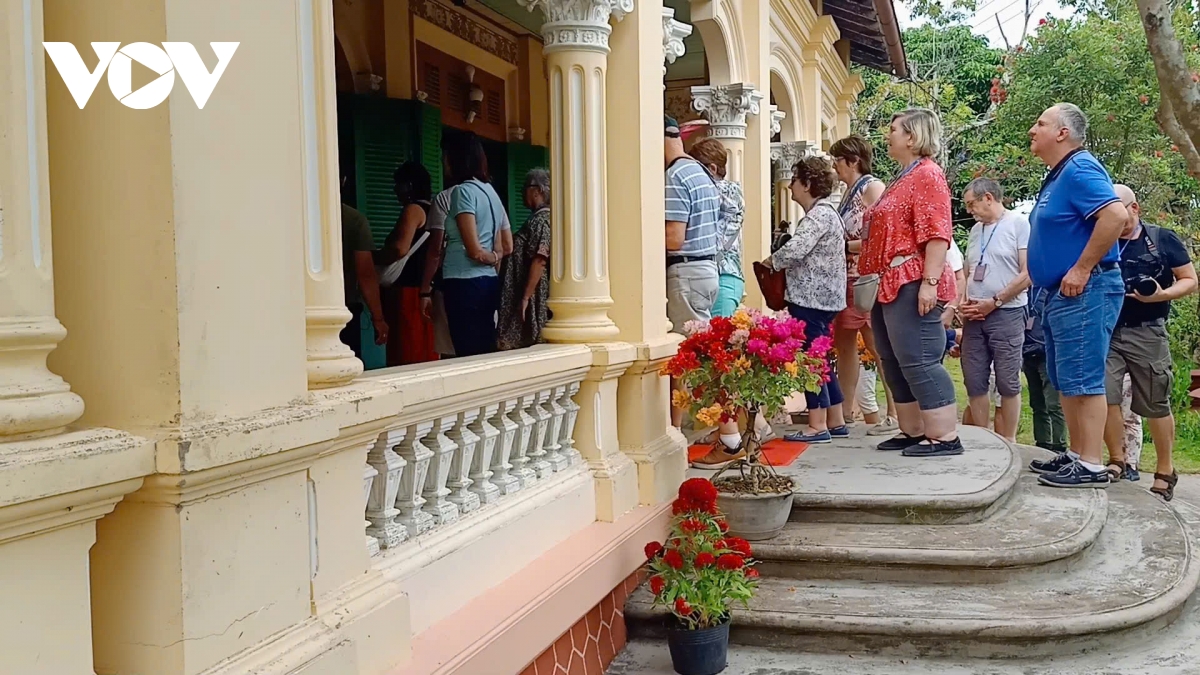 tiền giang, bến tre thu hút đông khách du lịch dịp tết hình ảnh 6 tien giang, ben tre thu hut dong khach du lich dip tet hinh anh 6