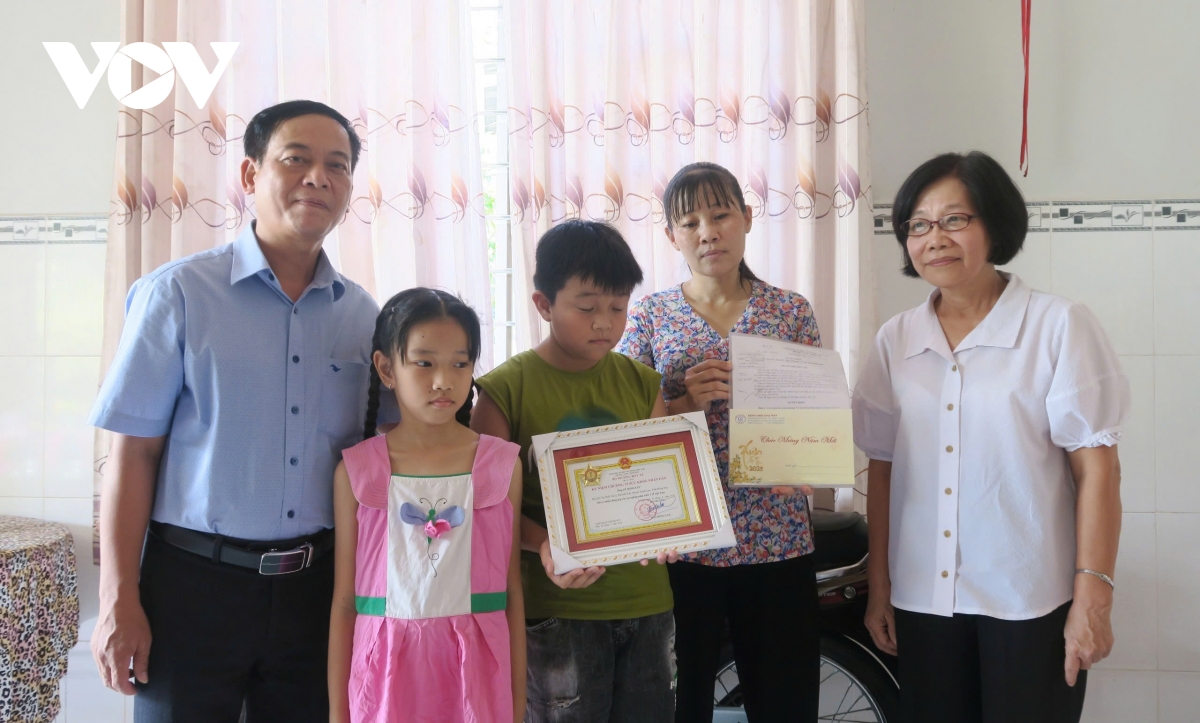 hien tang - yeu thuong, vuot len sinh tu hinh anh 4