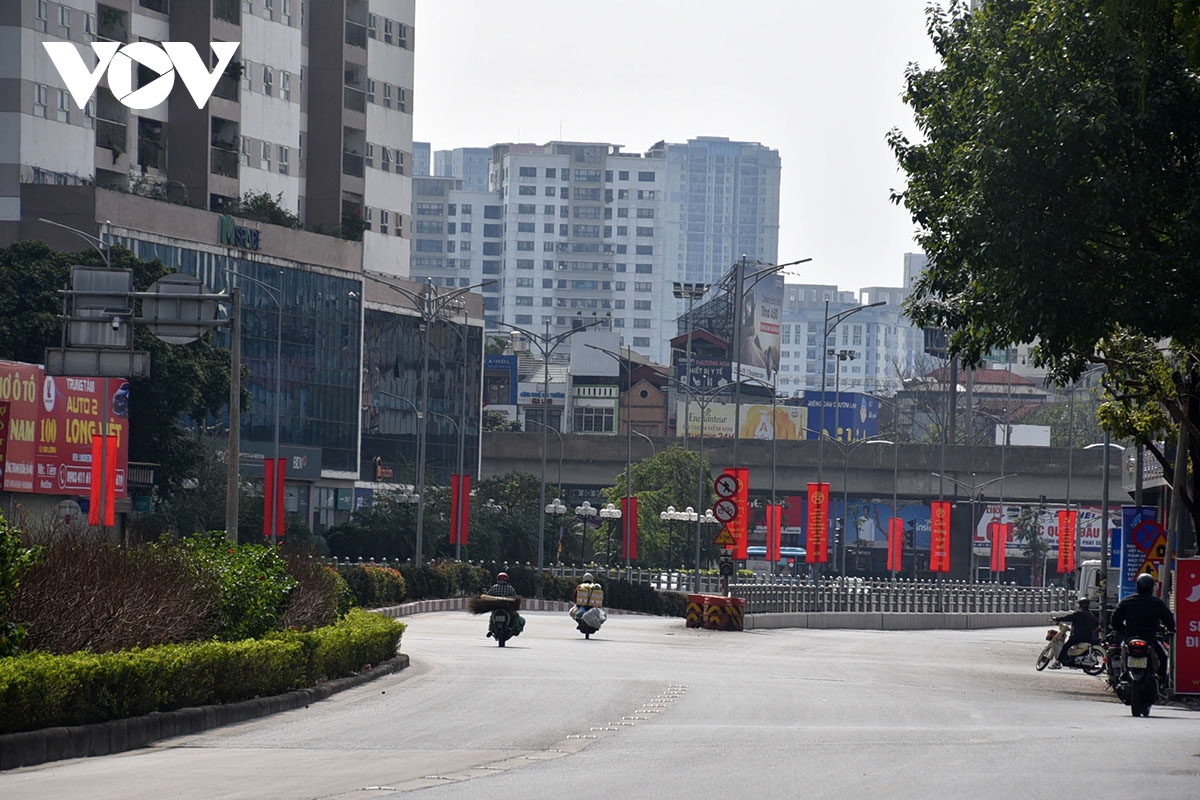 ngày 29 tết, đường phố hà nội vắng phương tiện, cao tốc thông thoáng hình ảnh 6 ngay 29 tet, duong pho ha noi vang phuong tien, cao toc thong thoang hinh anh 6