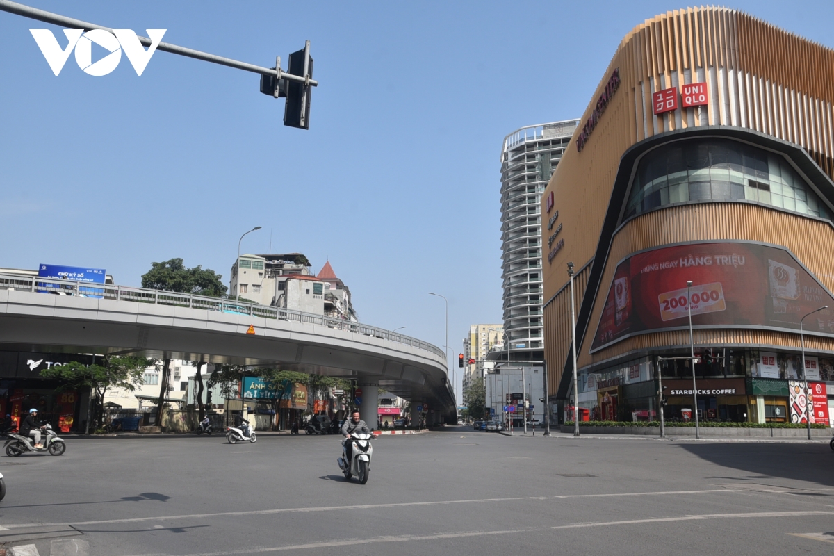 ngày 29 tết, đường phố hà nội vắng phương tiện, cao tốc thông thoáng hình ảnh 3 ngay 29 tet, duong pho ha noi vang phuong tien, cao toc thong thoang hinh anh 3