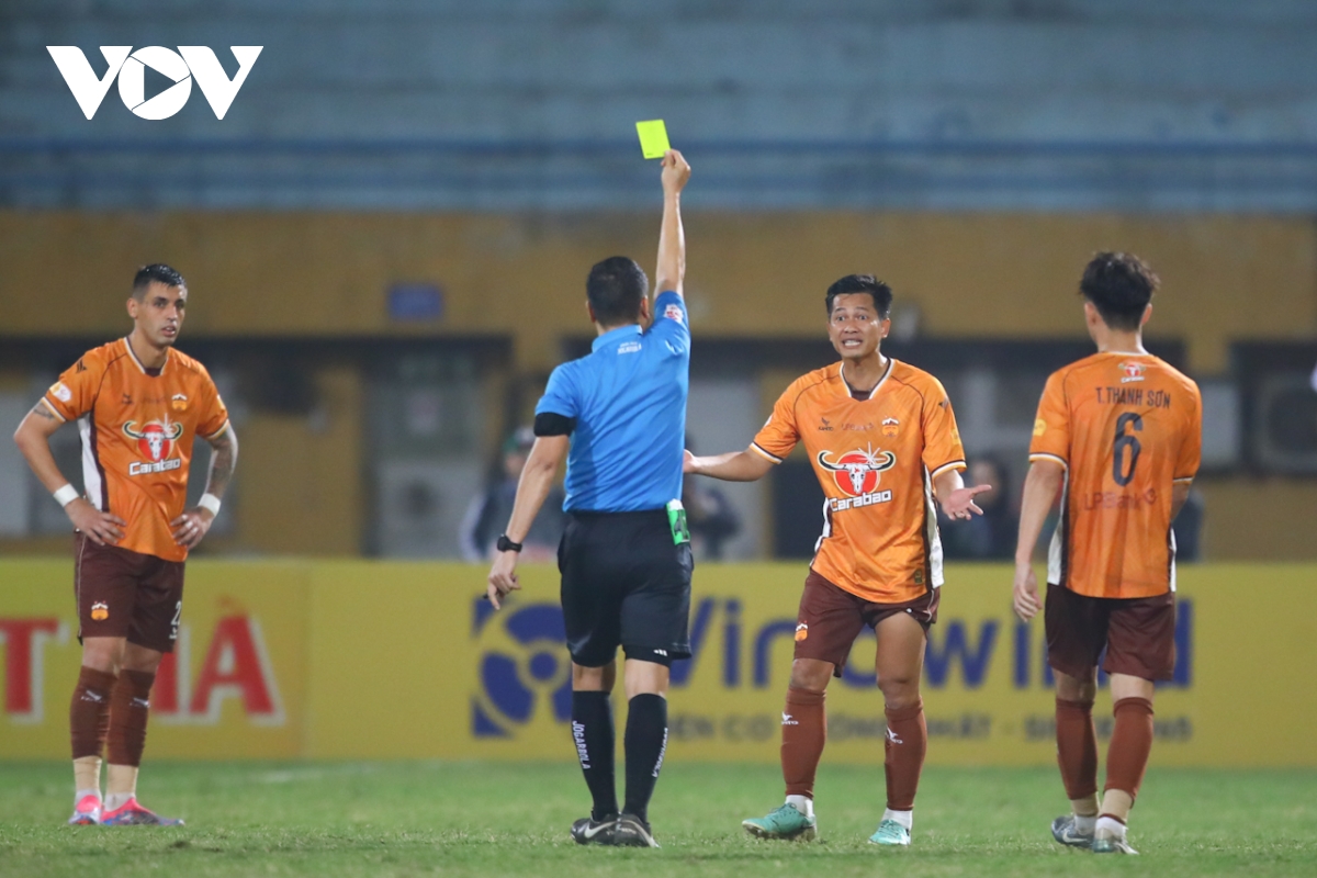 ha noi fc thua cay dang hagl trong tran dau cua nhung tinh huong var hinh anh 12