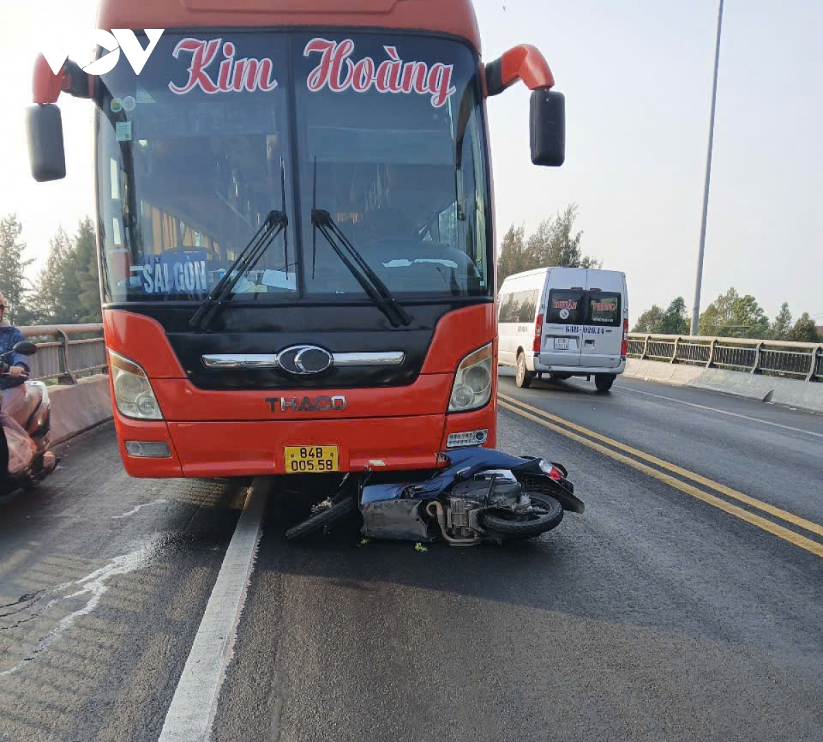 tai nạn giao thông trên cầu rạch miễu làm 1 người tử vong, kẹt xe kéo dài hình ảnh 1 tai nan giao thong tren cau rach mieu lam 1 nguoi tu vong, ket xe keo dai hinh anh 1