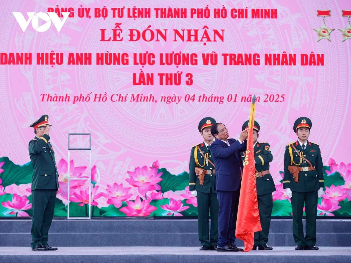 thu tuong trao danh hieu anh hung luc luong vu trang cho llvt tp ho chi minh hinh anh 3