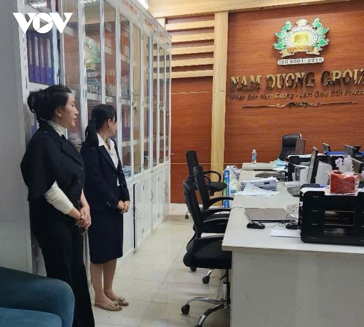 bắt tổng giám đốc 2 công ty sản xuất, buôn bán phân bón giả hình ảnh 2 bat tong giam doc 2 cong ty san xuat, buon ban phan bon gia hinh anh 2