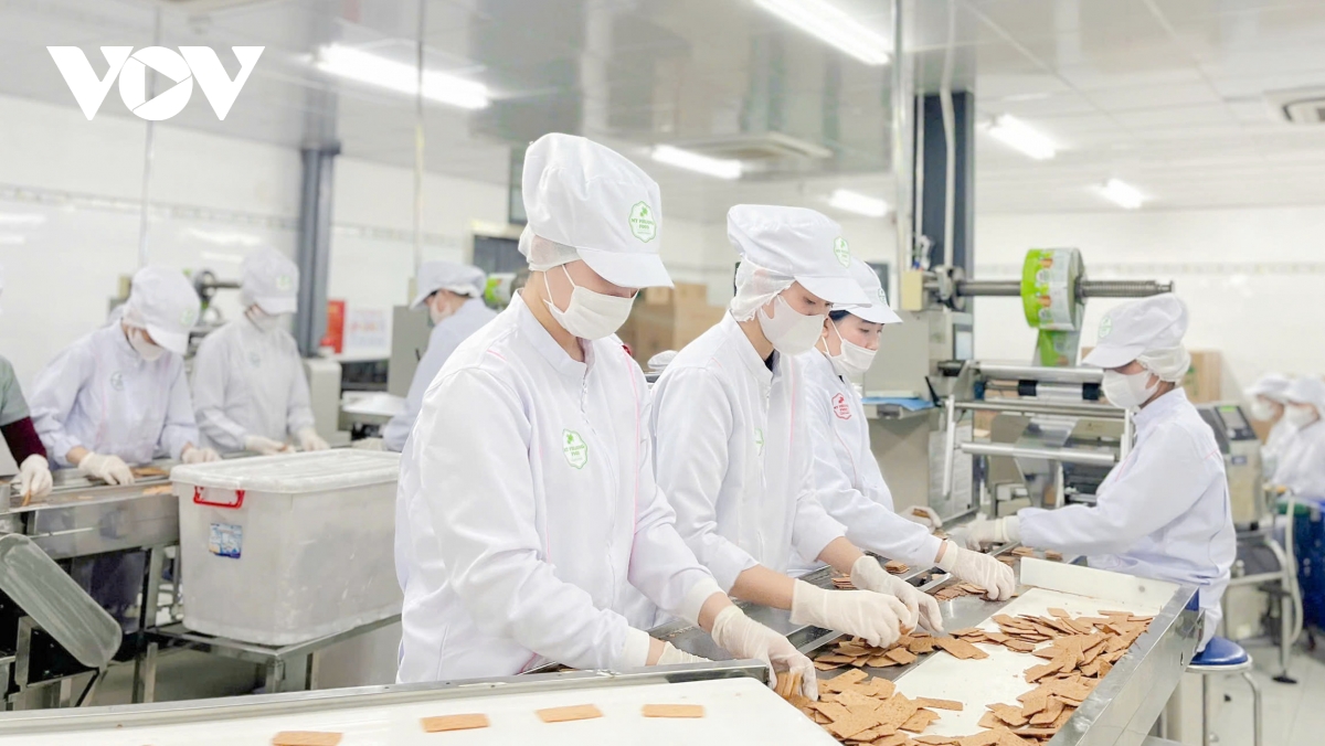 Đà nẵng trao 8.000 suất quà tết tặng người lao động có hoàn cảnh khó khăn hình ảnh 4 Da nang trao 8.000 suat qua tet tang nguoi lao dong co hoan canh kho khan hinh anh 4