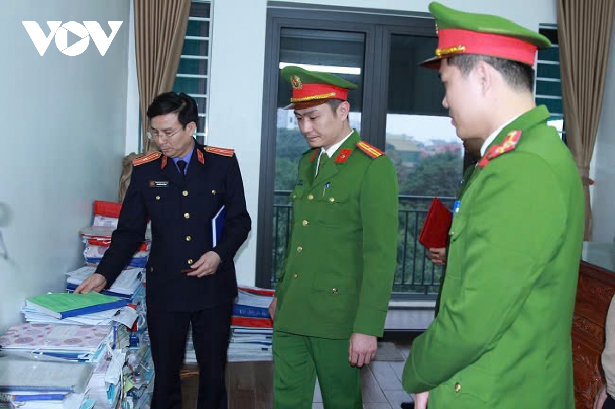 bắt 3 đối tượng làm giả báo cáo đánh giá tác động môi trường hình ảnh 1 bat 3 doi tuong lam gia bao cao danh gia tac dong moi truong hinh anh 1