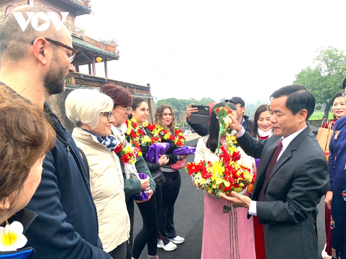 công bố năm du lịch quốc gia và festival huế 2025 hình ảnh 2 cong bo nam du lich quoc gia va festival hue 2025 hinh anh 2