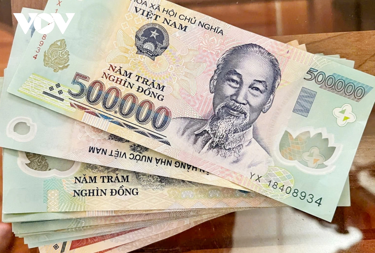 niềm vui của ông thợ hồ nghèo ngày cận tết hình ảnh 2 niem vui cua ong tho ho ngheo ngay can tet hinh anh 2