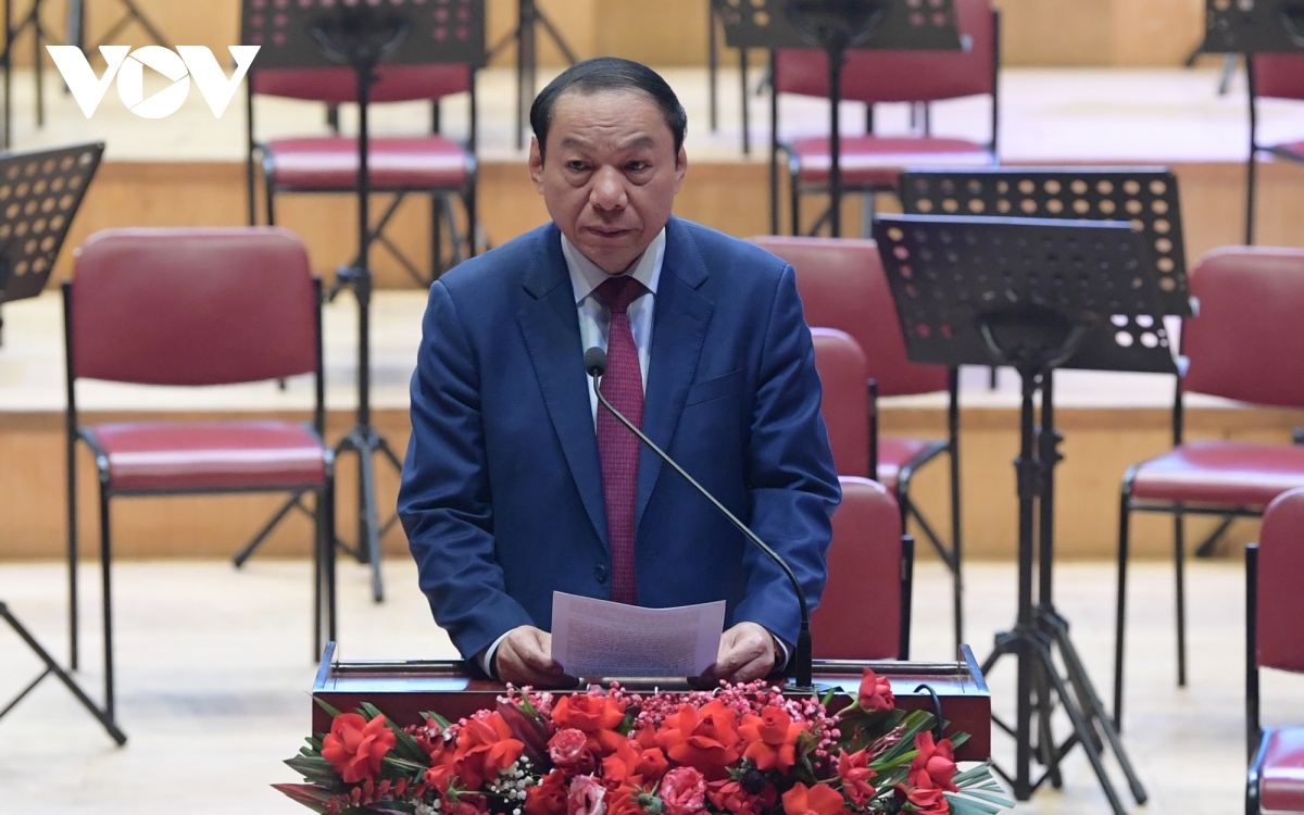 thủ tướng phạm minh chính cùng thủ tướng nga thưởng thức nghệ thuật tại hà nội hình ảnh 7 thu tuong pham minh chinh cung thu tuong nga thuong thuc nghe thuat tai ha noi hinh anh 7