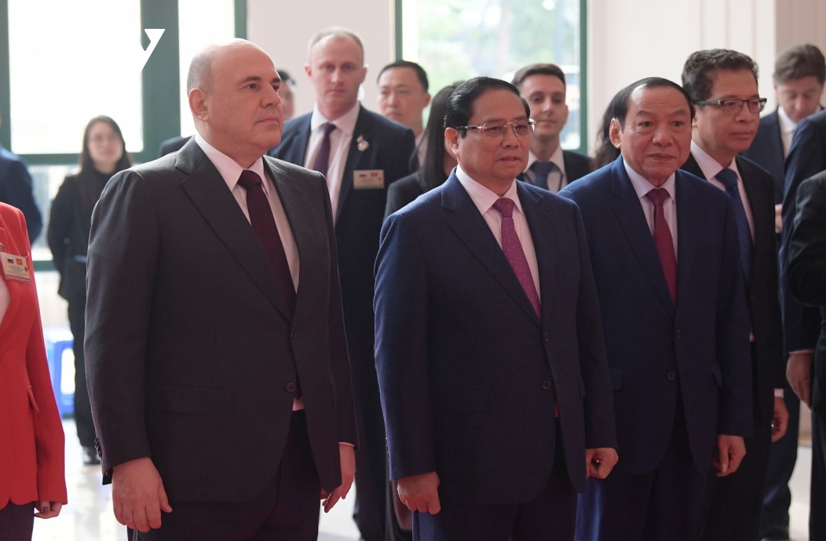 thủ tướng phạm minh chính cùng thủ tướng nga thưởng thức nghệ thuật tại hà nội hình ảnh 1 thu tuong pham minh chinh cung thu tuong nga thuong thuc nghe thuat tai ha noi hinh anh 1