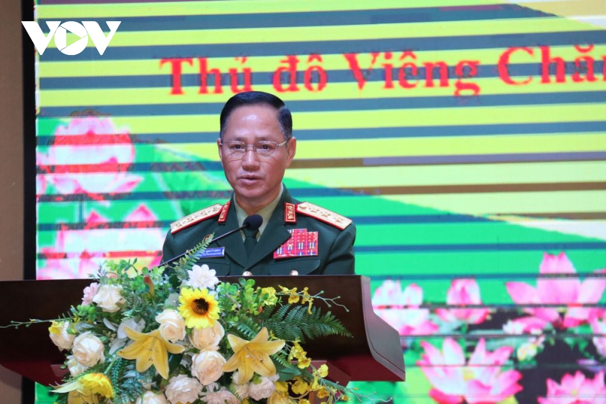 hop tac giua quan doi viet nam - lao ngay cang ben chat hinh anh 3