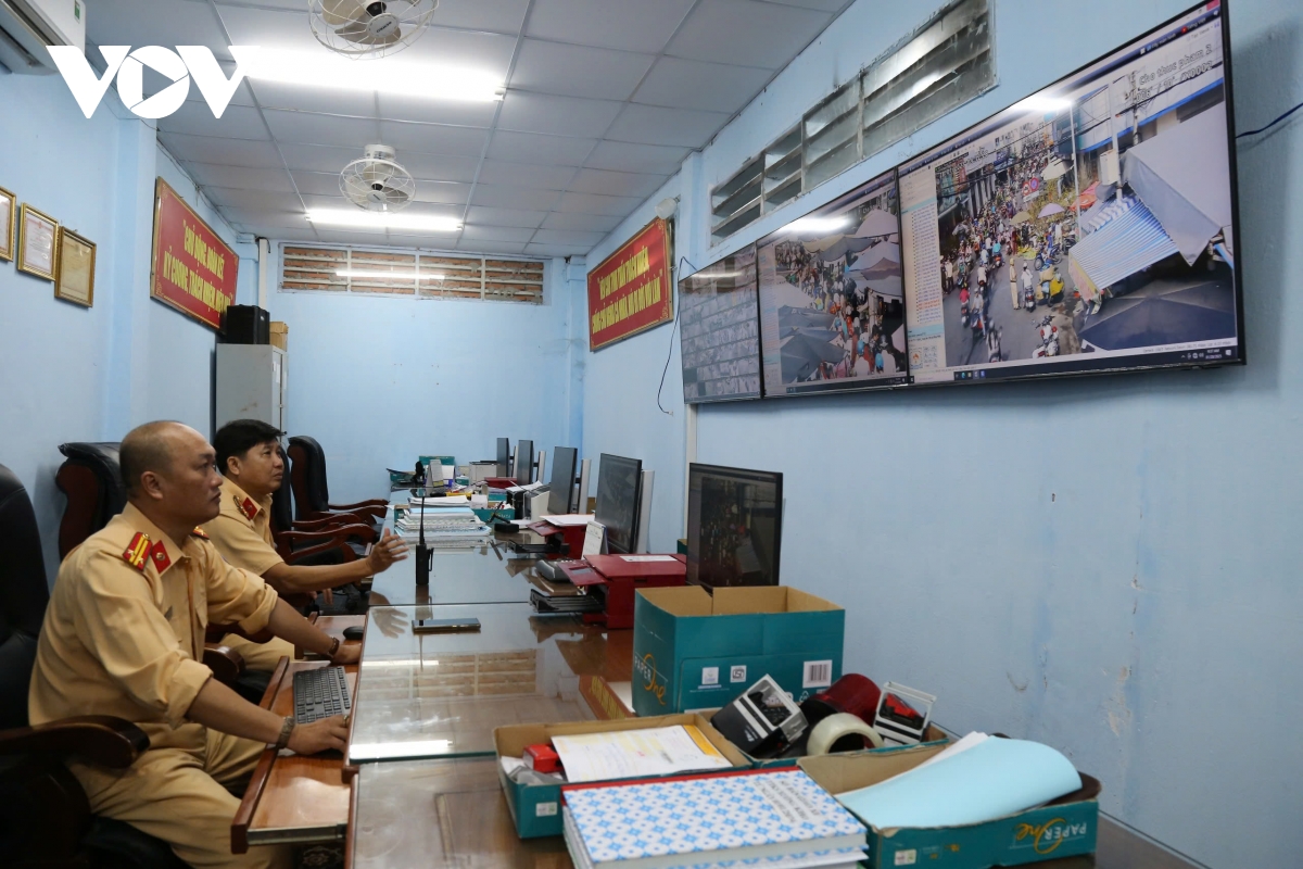 sóc trăng đảm bảo trật tự, an toàn giao thông cho người dân vui xuân đón tết hình ảnh 1 soc trang dam bao trat tu, an toan giao thong cho nguoi dan vui xuan don tet hinh anh 1