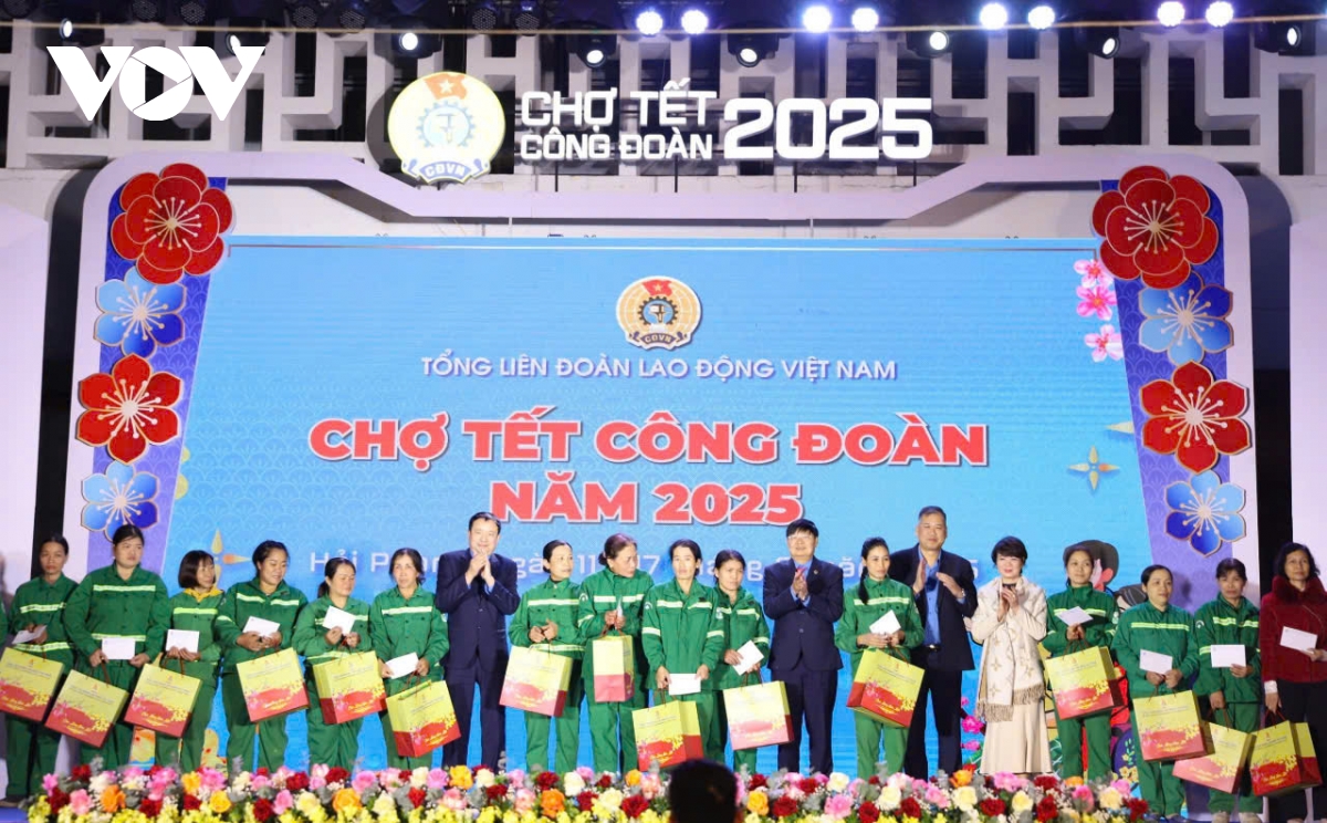 Khai mạc Chợ Tết Công đoàn toàn quốc năm 2025