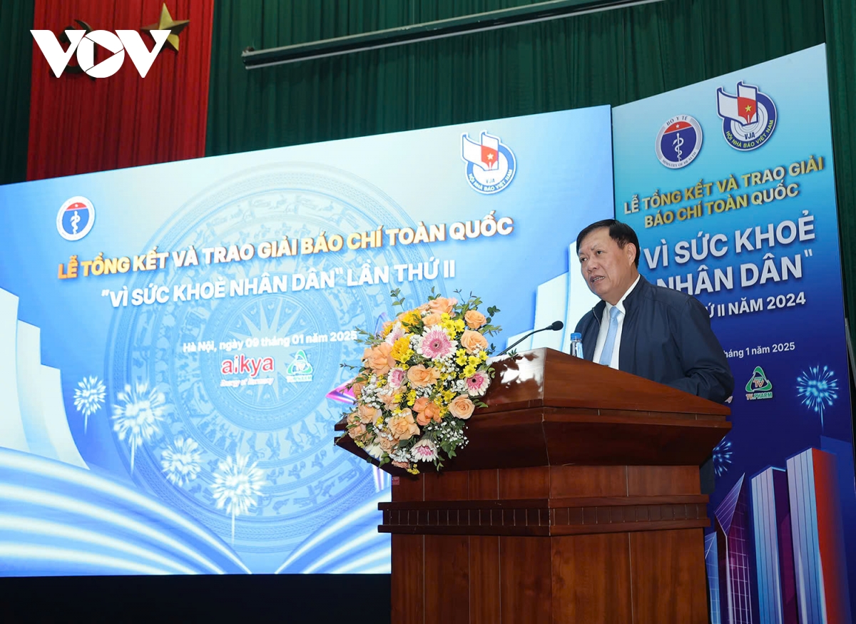 lễ trao giải báo chí toàn quốc vì sức khỏe nhân dân lần thứ ii hình ảnh 1 le trao giai bao chi toan quoc vi suc khoe nhan dan lan thu ii hinh anh 1