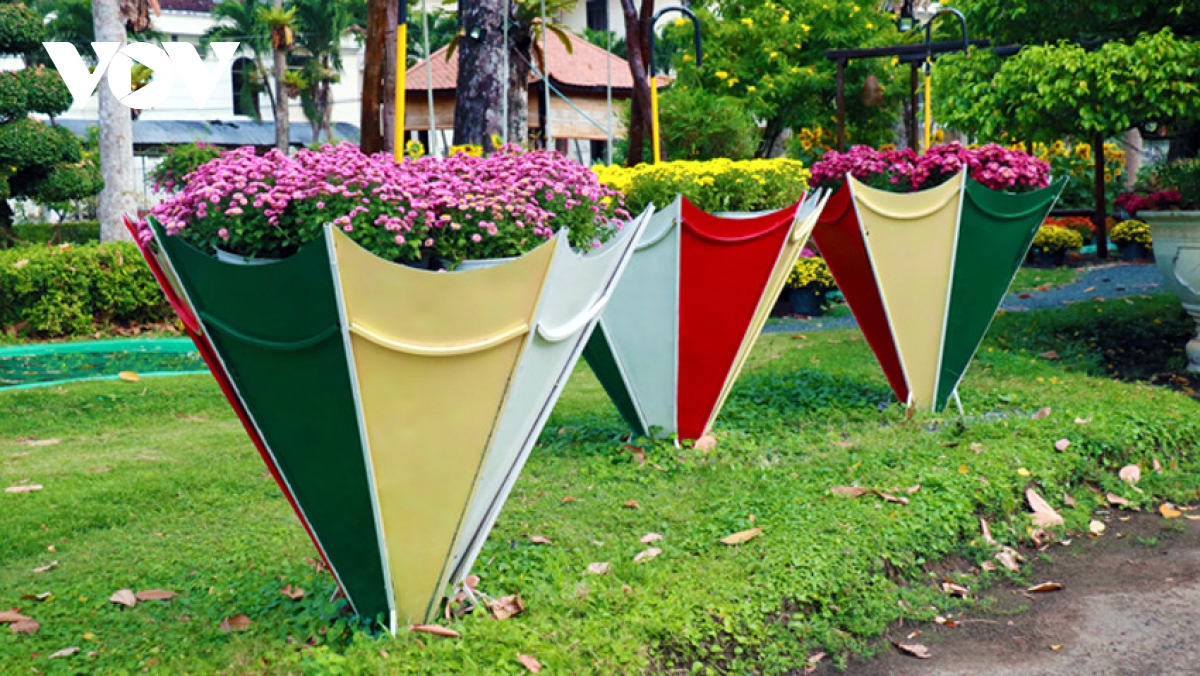 trụ sở ubnd Đồng tháp mở cửa đón người dân, du khách tham quan dịp tết hình ảnh 3 tru so ubnd Dong thap mo cua don nguoi dan, du khach tham quan dip tet hinh anh 3