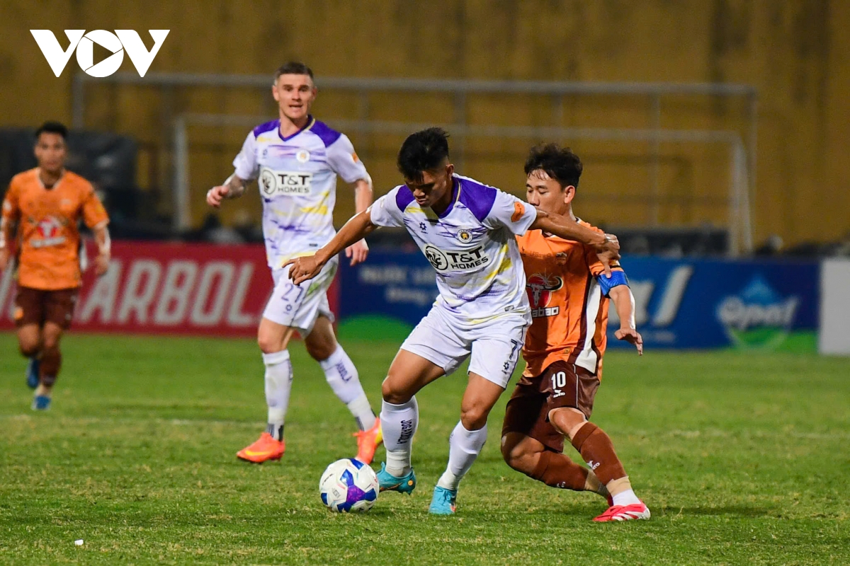 ket qua v-league hom nay 24 1 hagl thang ha noi fc trong tran dau dien ro vi var hinh anh 18