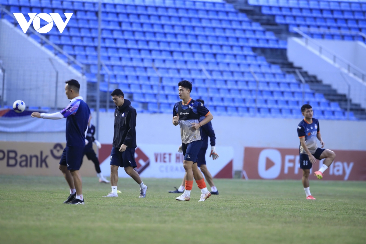 kết quả vòng 10 v-league 24 25 nam Định khóc hận, hà nội fc vào tốp 4 hình ảnh 14 ket qua vong 10 v-league 24 25 nam Dinh khoc han, ha noi fc vao top 4 hinh anh 14