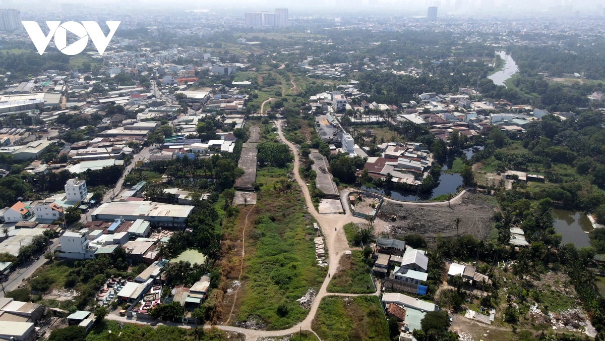hon 60 truong hop ban giao som mat bang 7,7 ha de thuc hien du an vanh dai 2 tphcm hinh anh 2
