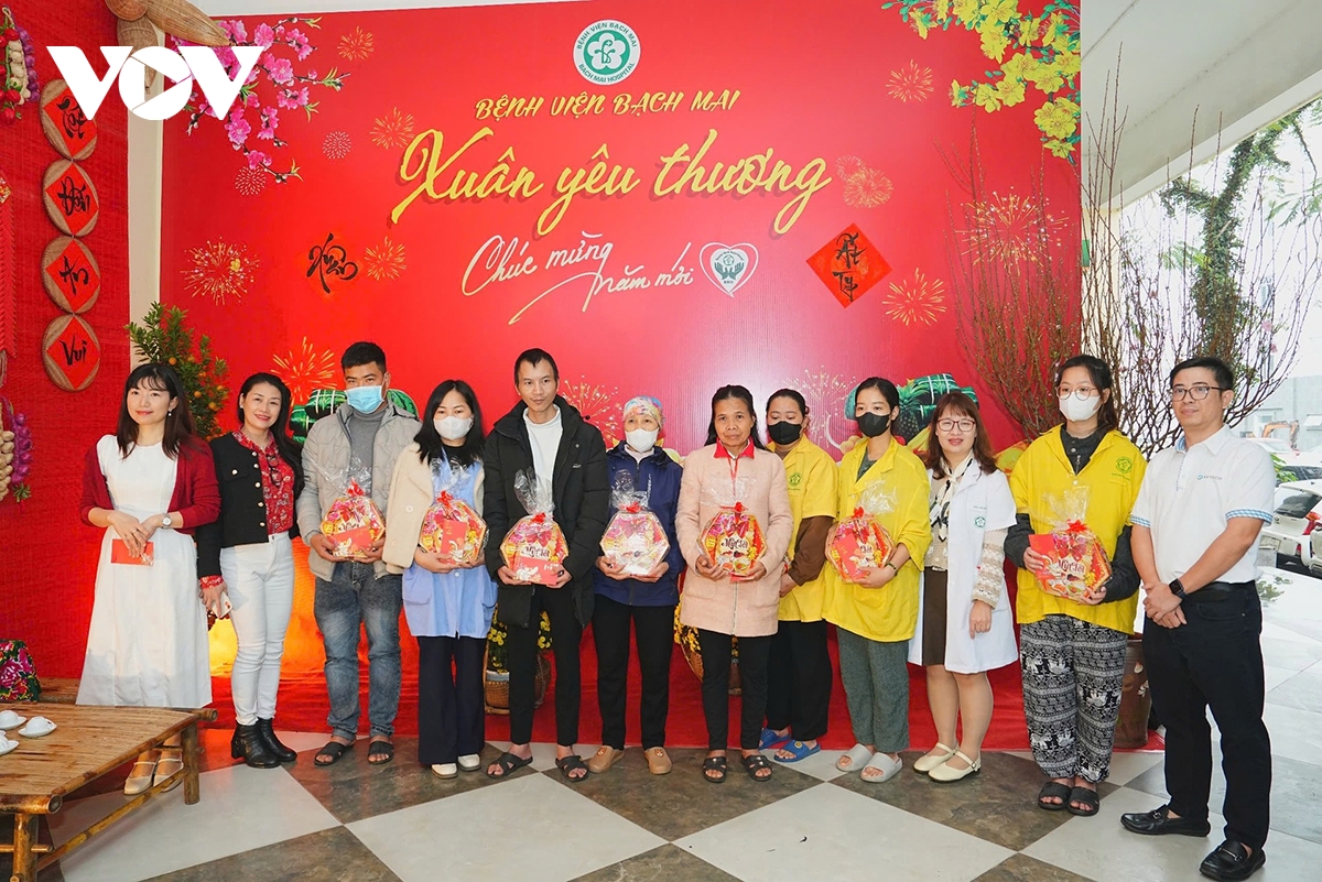 Hai bệnh viện lớn chuẩn bị hàng vạn suất ăn cho người bệnh dịp Tết