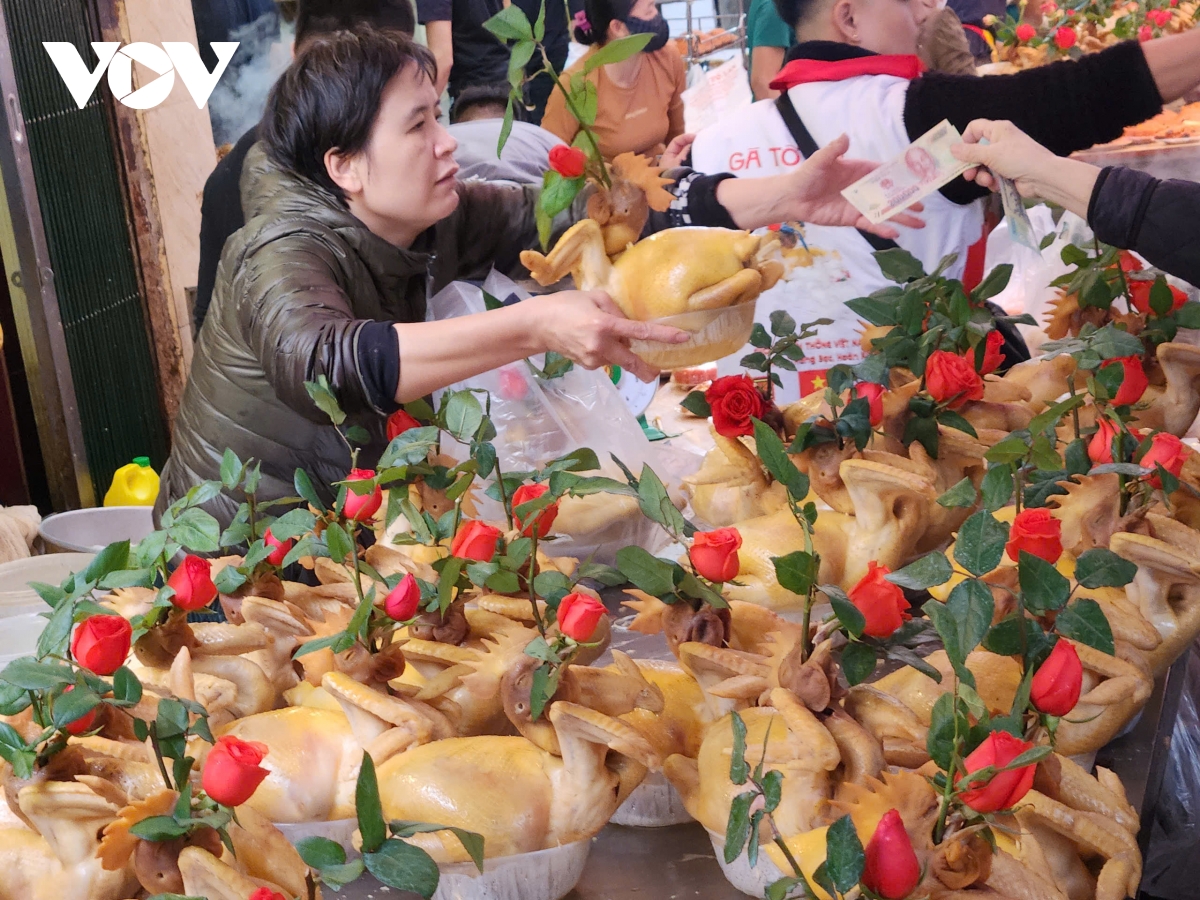 nguoi ha noi chi tien trieu mua ga ngam hoa hong cung tat nien hinh anh 5