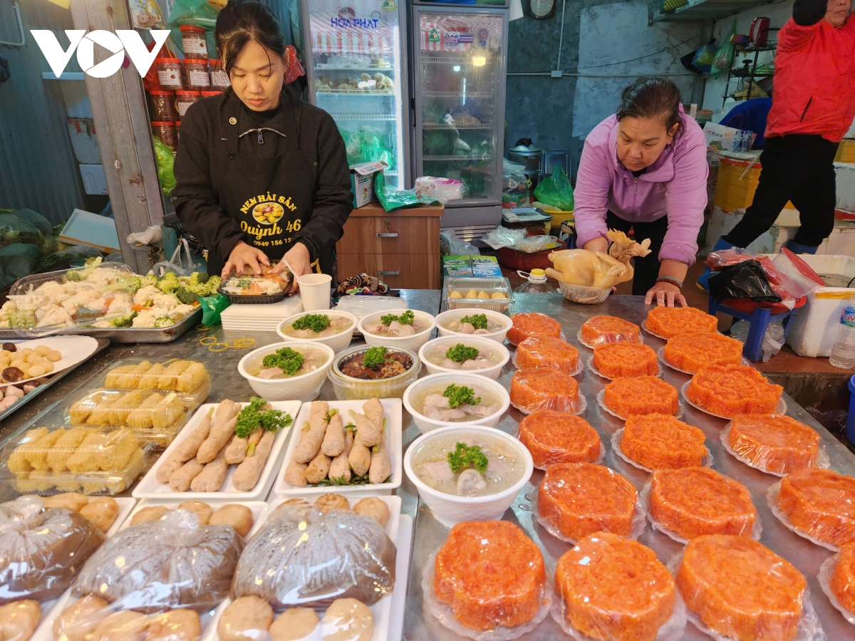 nguoi ha noi chi tien trieu mua ga ngam hoa hong cung tat nien hinh anh 9