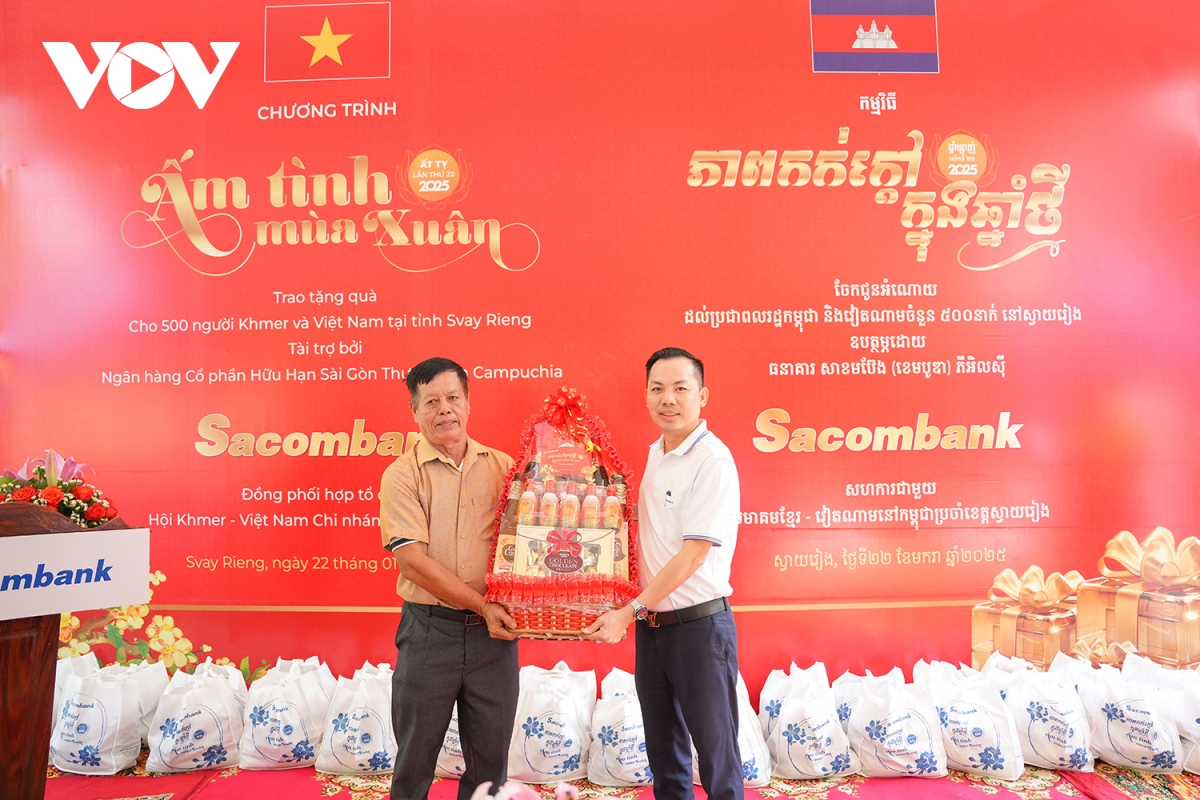 xuân về bên cộng đồng bà con người việt ở vùng Đông nam campuchia hình ảnh 3 xuan ve ben cong dong ba con nguoi viet o vung Dong nam campuchia hinh anh 3