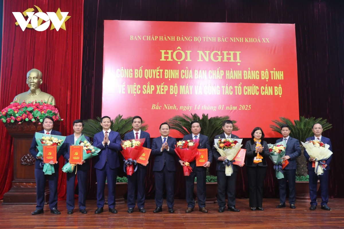 bac ninh cong bo quyet dinh hop nhat ban tuyen giao va ban dan van tinh uy hinh anh 1