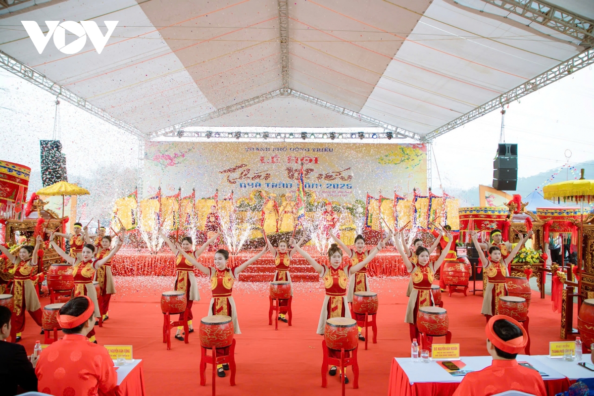 lễ hội thái miếu nhà trần tại Đông triều quảng ninh hình ảnh 10 le hoi thai mieu nha tran tai Dong trieu quang ninh hinh anh 10