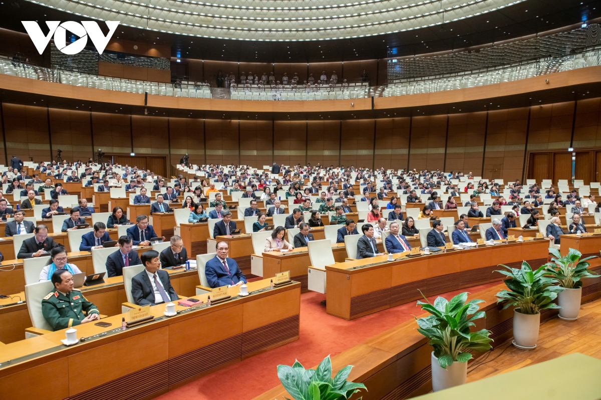 chủ tịch quốc hội trần thanh mẫn ký ban hành 3 nghị quyết hình ảnh 2 chu tich quoc hoi tran thanh man ky ban hanh 3 nghi quyet hinh anh 2
