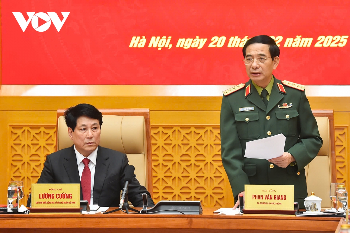 chu tich nuoc luong cuong lam viec voi bo quoc phong ve to chuc qDnd viet nam hinh anh 6
