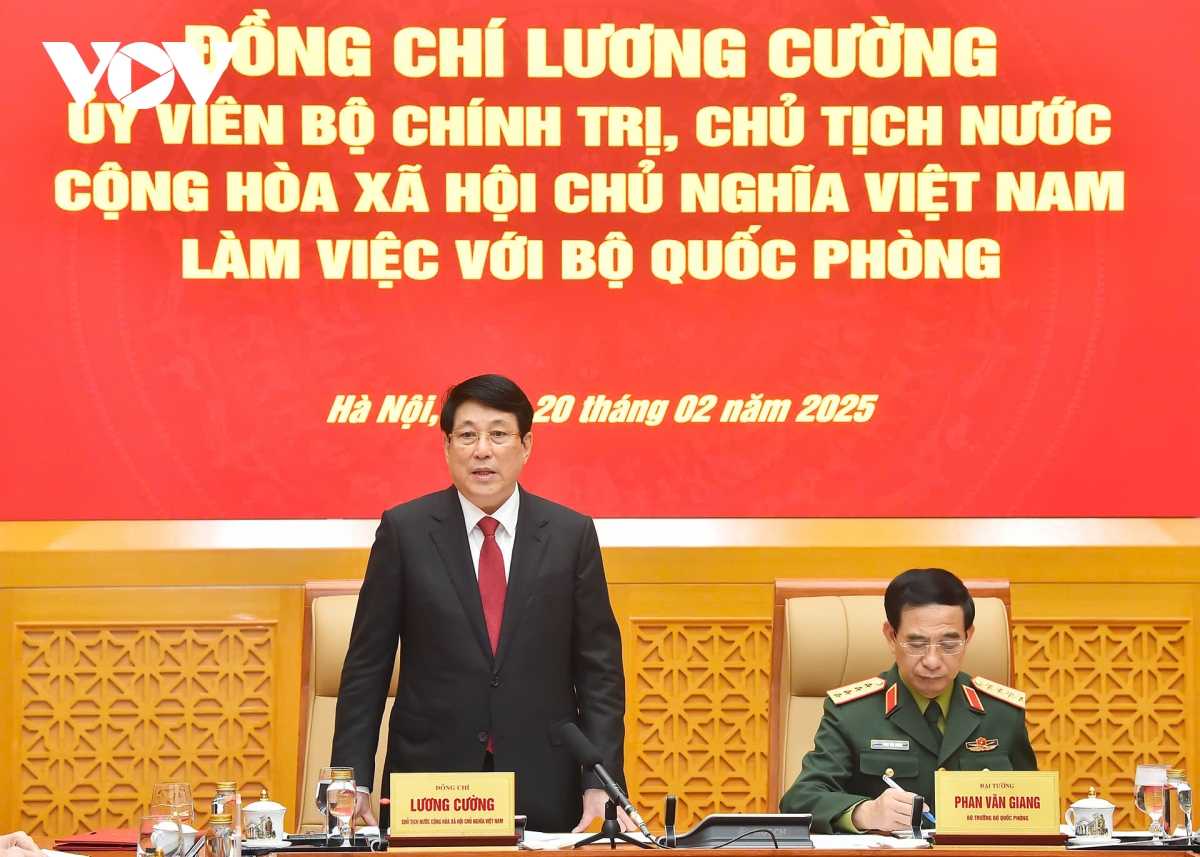 chu tich nuoc luong cuong lam viec voi bo quoc phong ve to chuc qDnd viet nam hinh anh 5