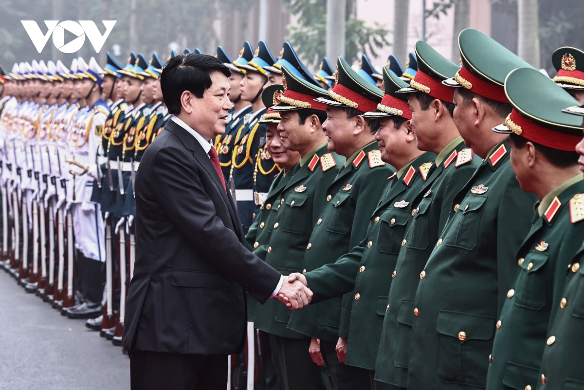 chu tich nuoc luong cuong lam viec voi bo quoc phong ve to chuc qDnd viet nam hinh anh 3