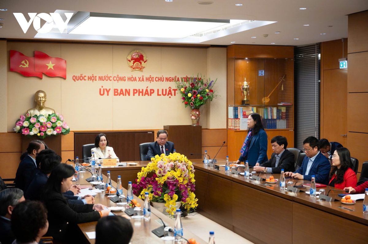 chủ tịch quốc hội tinh gọn là đón người tài, người không đổi mới đứng sang một bên hình ảnh 3 chu tich quoc hoi tinh gon la don nguoi tai, nguoi khong doi moi dung sang mot ben hinh anh 3
