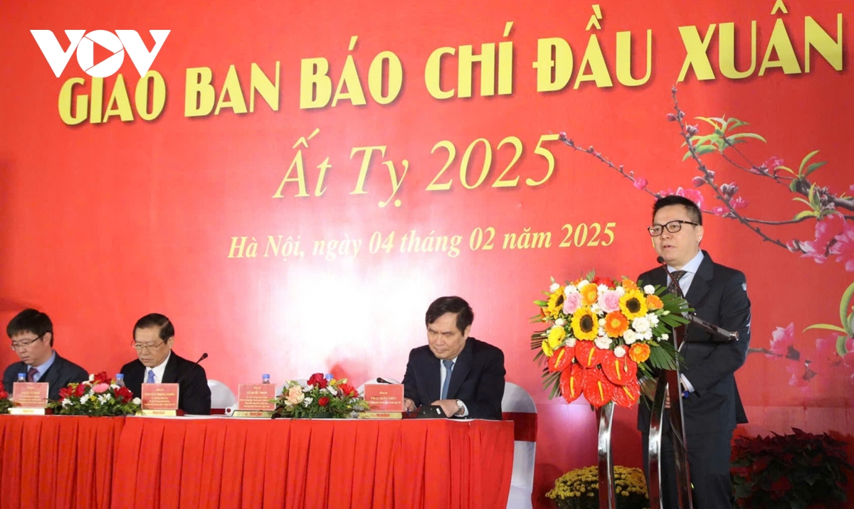 báo chí tạo không khí đầy sức sống và tin tưởng dịp tết Ất tỵ 2025 hình ảnh 2 bao chi tao khong khi day suc song va tin tuong dip tet At ty 2025 hinh anh 2