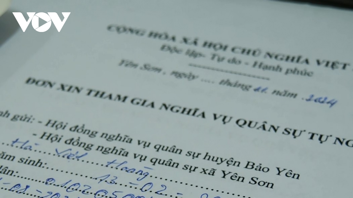 hàng trăm thanh niên lào cai viết đơn tình nguyện nhập ngũ hình ảnh 3 hang tram thanh nien lao cai viet don tinh nguyen nhap ngu hinh anh 3